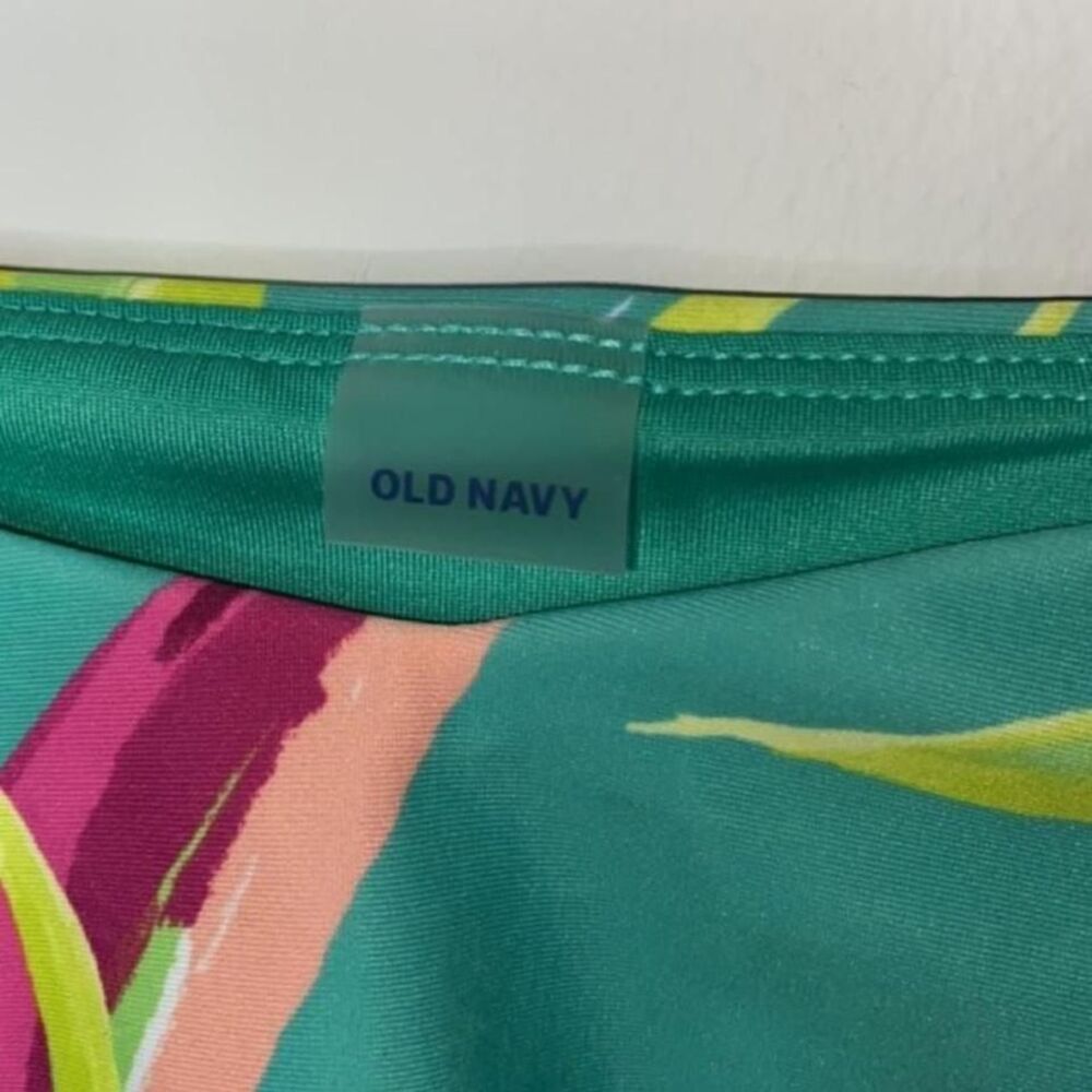 Old Navy bikini bottom swimwear - Picture 2 of 4